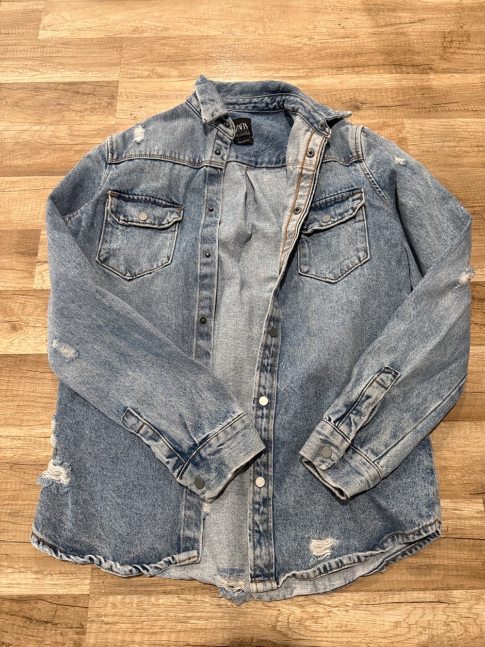 ZARA Light Blue Relaxed Fit Denim Jacket shacket small S